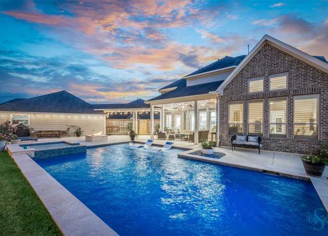 Property at 27602 Balcones Heights Blvd, Fulshear, TX 77441, 4 beds, 3.5 baths