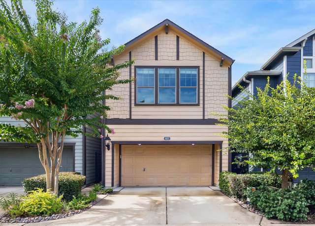 Property at 1117 Beall Landing Ct, Houston, TX 77008, 3 beds, 2.5 baths