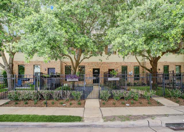 Property at 9026 Lakes At 610 Dr, Houston, TX 77054, 3 beds, 3.5 baths