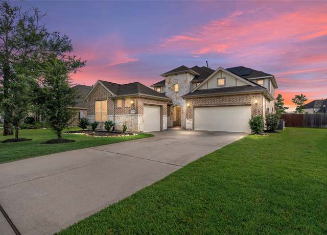 Property at 22310 Nobleton Dr, Tomball, TX 77375, 5 beds, 3.5 baths