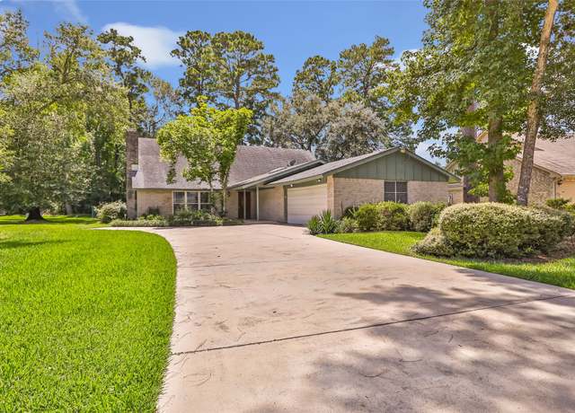 Property at 16027 Broadwater Dr, Crosby, TX 77532, 3 beds, 2.5 baths