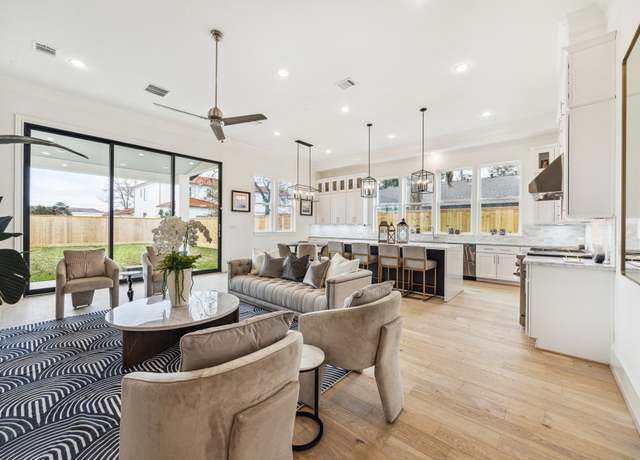 Property at 1720 Huge Oaks St, Houston, TX 77055, 4 beds, 4.5 baths