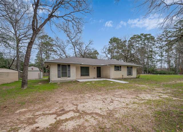 Property at 10190 Dogwood Loop, Montgomery, TX 77316, 3 beds, 2 baths