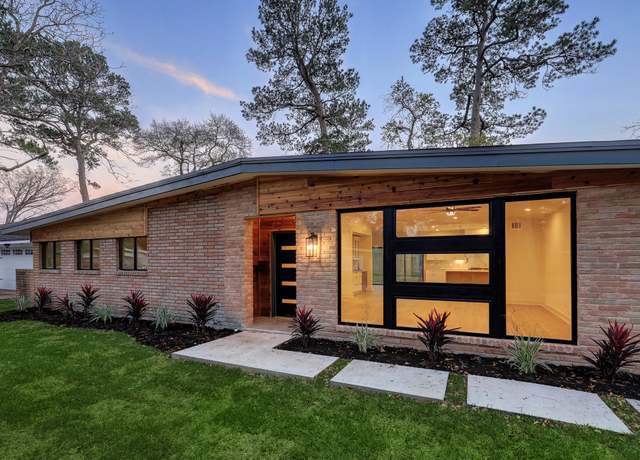 Property at 6110 Yarwell Dr, Houston, TX 77096, 4 beds, 2.5 baths