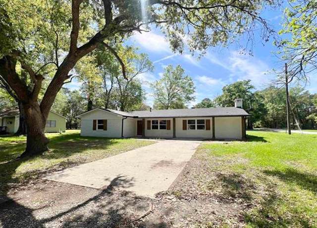 Property at 285 Elm St, Vidor, TX 77662, 3 beds, 2 baths
