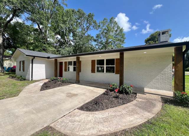 Property at 285 Elm St, Vidor, TX 77662, 3 beds, 2 baths
