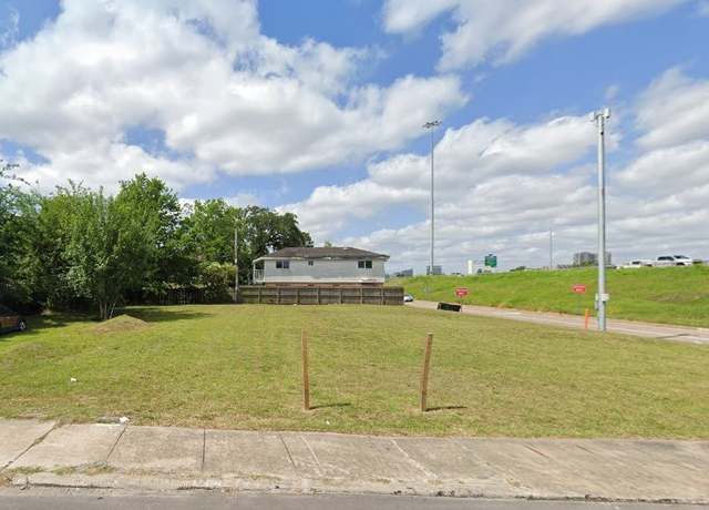 Property at 2202 Wheeler St, Houston, TX 77004
