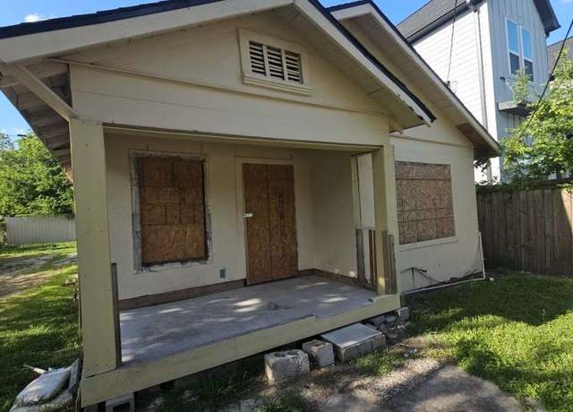 Property at 3109 Evella St, Houston, TX 77026, 3 beds, 1 bath