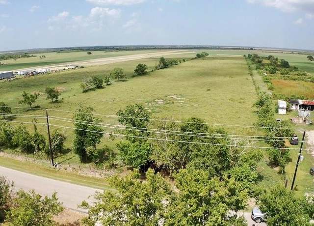 Property at 212 County Rd, Angleton, TX 77515