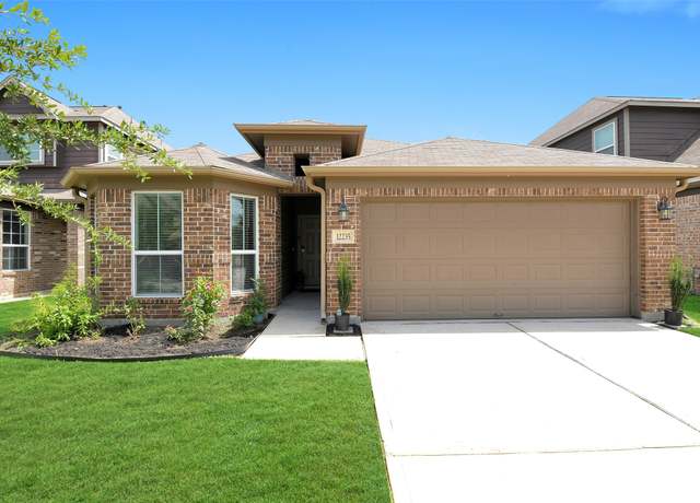 Property at 12235 Chestnut Clearing Trl, Humble, TX 77346, 3 beds, 2 baths