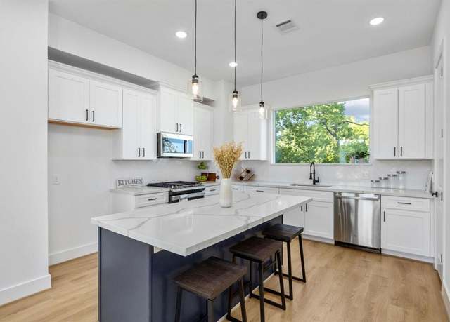 Property at 1711 Bardwell St, Houston, TX 77009, 3 beds, 3.5 baths