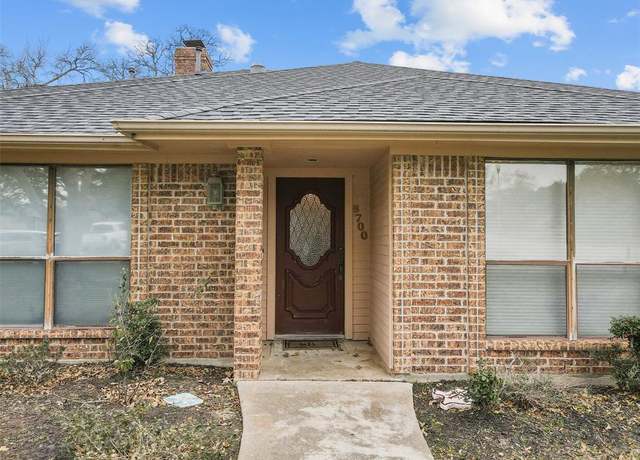 Property at 8700 Bent Tree Dr, College Station, TX 77845, 3 beds, 2.5 baths