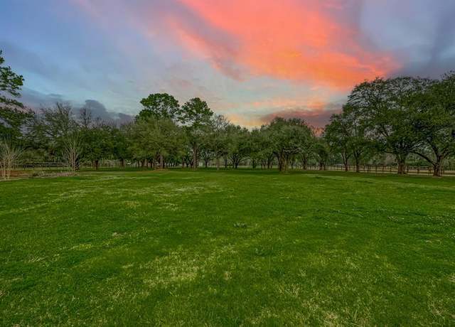 Property at 12122 Zion Rd, Tomball, TX 77375, 2 beds