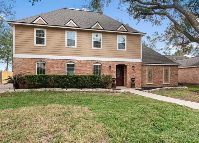 Property at 7722 12th Fairway Ln, Humble, TX 77346, 4 beds, 2.5 baths