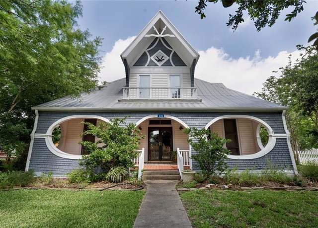 Property at 315 Walnut St, New Ulm, TX 78950, 3 beds, 3 baths