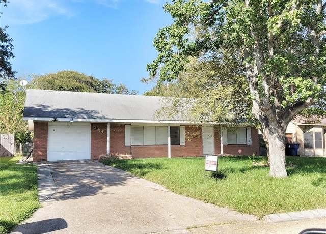 Property at 2914 14th Ave N, Texas City, TX 77590, 3 beds, 1 bath