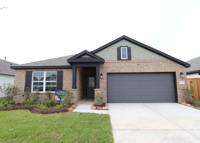 Property at 26131 Ethereal Rd, La Marque, TX 77563, 3 beds, 2 baths