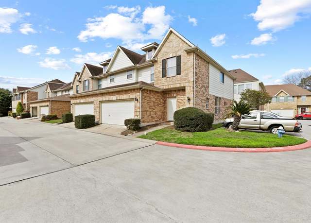 Property at 7402 Hollister Rdg, Houston, TX 77040, 3 beds, 2.5 baths