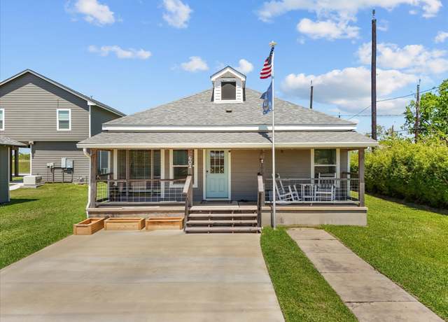 Property at 602 W 1st St, Freeport, TX 77541, 3 beds, 4 baths
