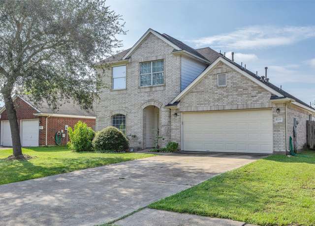 Property at 17219 Glenpatti Dr, Houston, TX 77084, 4 beds, 2.5 baths