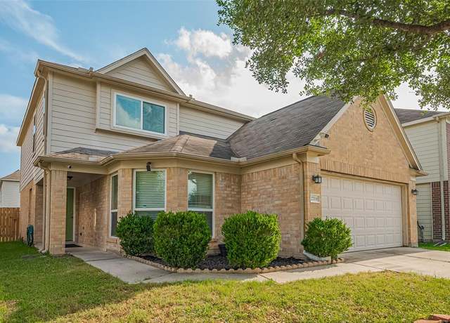 Property at 2719 Magnolia Hill Trl, Houston, TX 77038, 4 beds, 2.5 baths