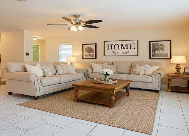 Property at 2719 Magnolia Hill Trl, Houston, TX 77038, 4 beds, 2.5 baths