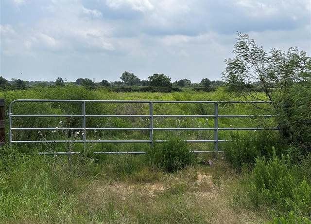Property at 1089 Noble Ln, Alleyton, TX 77434