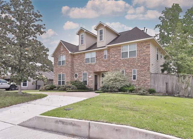 Property at 979 W 43rd St, Houston, TX 77018, 4 beds, 3.5 baths