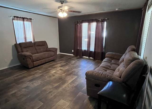 Property at 143 Heron Inlt N, Baytown, TX 77523, 2 beds, 2 baths