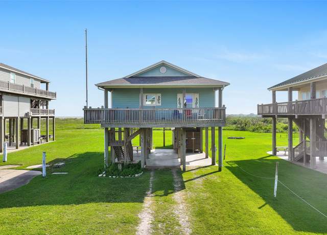 Property at 839 S Monkhouse Dr, Crystal Beach, TX 77650, 2 beds, 1.5 baths