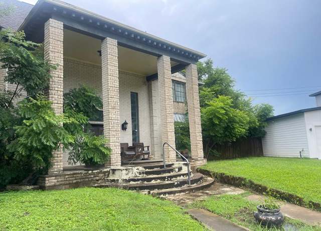 Property at 131 Squires Bnd, Stafford, TX 77477, 5 beds, 3.5 baths