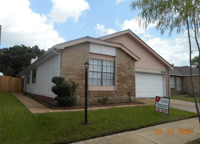Property at 12716 Hill Branch Dr, Houston, TX 77082, 3 beds, 2 baths