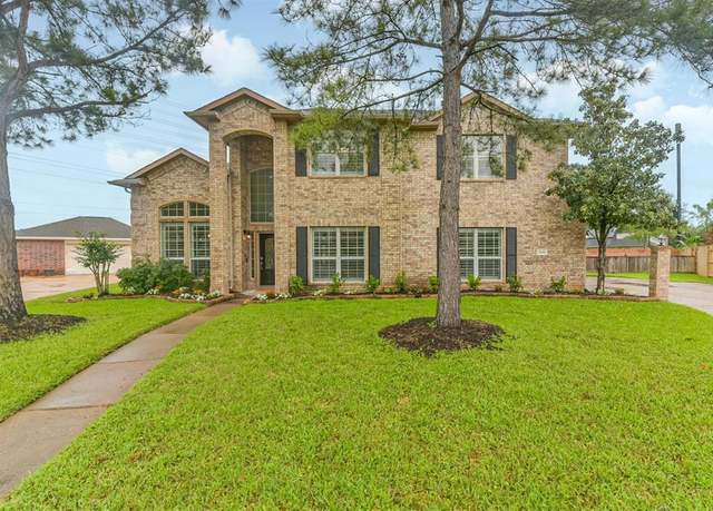 Property at 2401 Dry Bank Ln, Pearland, TX 77584, 4 beds, 2.5 baths