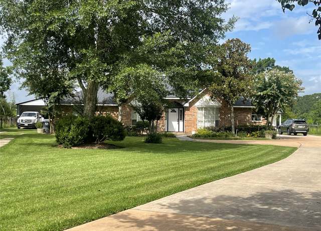 Property at 2211 Goodson Loop, Pinehurst, TX 77362, 4 beds, 2.5 baths