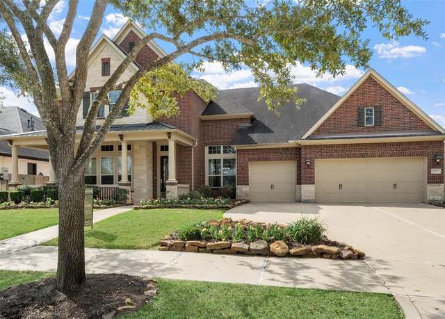 Property at 6210 S Tamarino Park Ln, Sugar Land, TX 77479, 5 beds, 4.5 baths