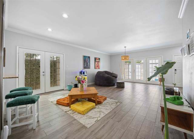 Property at 446 Wilcrest Dr #446, Houston, TX 77042, 2 beds, 2.5 baths