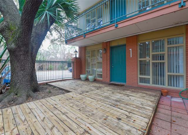 Property at 3502 Burlington St #1, Houston, TX 77006, 3 beds, 2 baths
