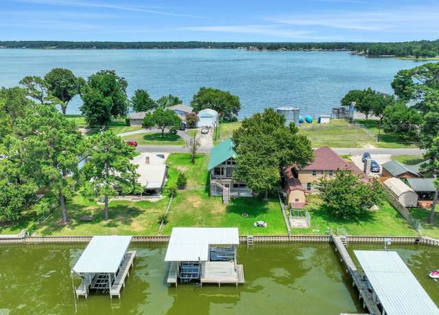 Property at 295 Indian Hill Blvd, Livingston, TX 77351, 3 beds, 3 baths