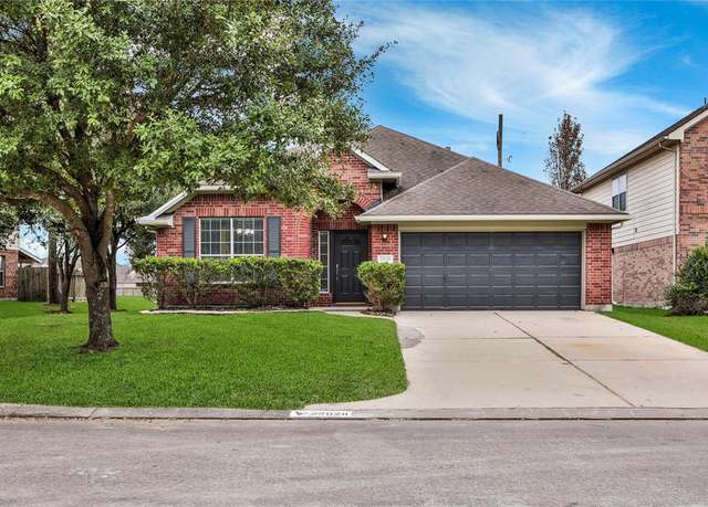 Property at 22028 Knights Cove Dr, Kingwood, TX 77339, 3 beds, 2 baths