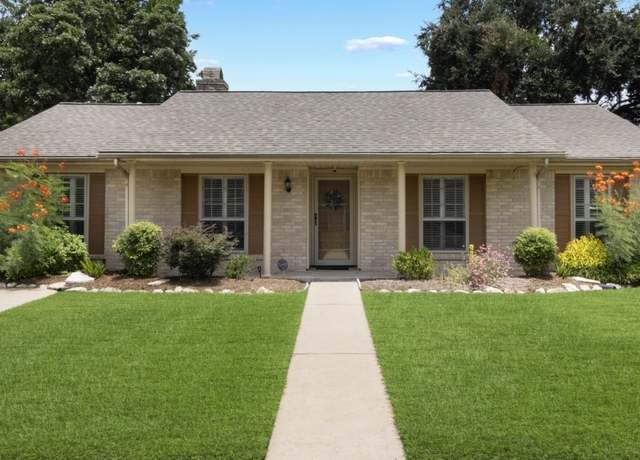 Property at 12310 Alston Dr, Meadows Place, TX 77477, 4 beds, 2 baths