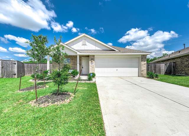 Property at 9927 Archdale Spring Dr, Baytown, TX 77521, 3 beds, 2 baths