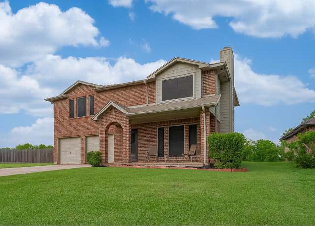 Property at 10834 Glenora Dr, Houston, TX 77065, 4 beds, 2.5 baths