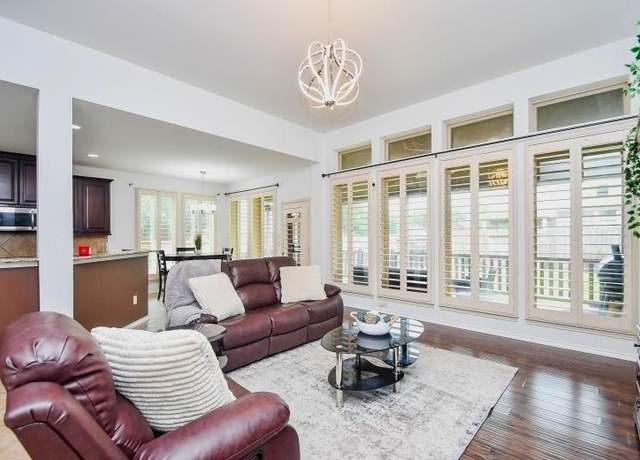 Property at 13619 Orchard Wind Ln, Pearland, TX 77584, 4 beds, 3.5 baths