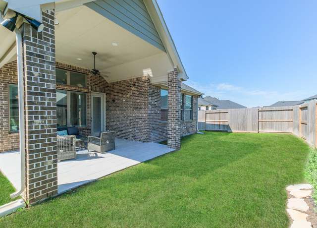 Property at 29614 Sterling Knoll Dr, Fulshear, TX 77441, 4 beds, 3 baths