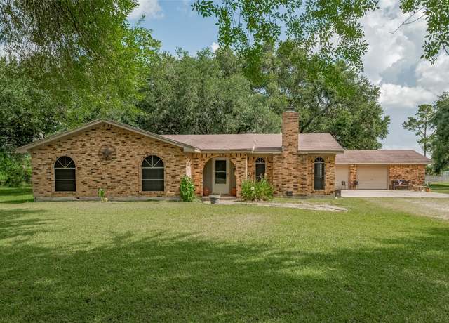 Property at 2240 County Road 357, Alvin, TX 77511, 3 beds, 3 baths