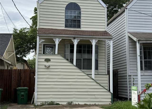 Property at 1226 W Drew St Unit B, Houston, TX 77006, 2 beds, 3 baths