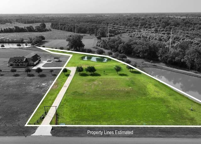 Property at 1260 Bartlett Trct 1 Rd, Sealy, TX 77474
