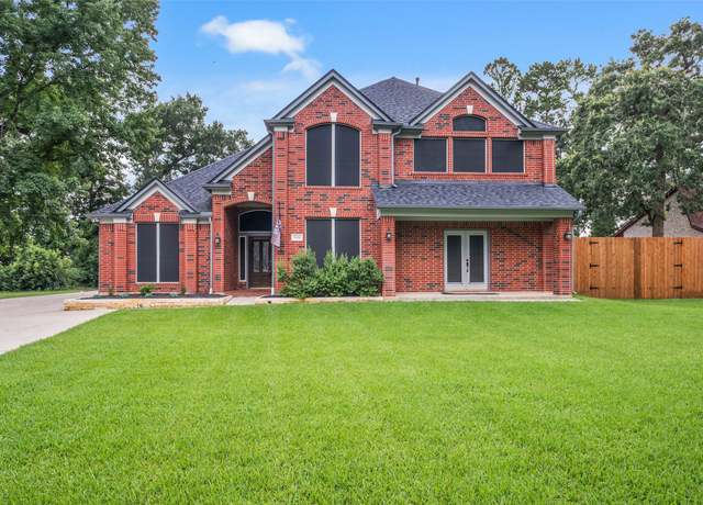 Property at 29518 Timber Trail St, Spring, TX 77386, 5 beds, 3 baths