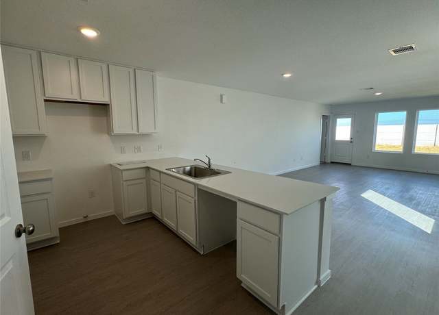 Property at 6806 Lilac Vine Ln, Katy, TX 77493, 3 beds, 2 baths