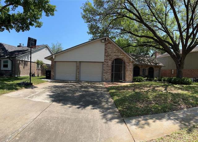 Property at 10014 Lost Trail St, Houston, TX 77088, 3 beds, 2 baths
